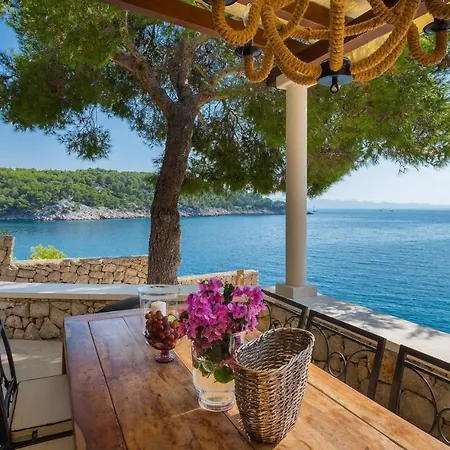 Al Mare Semesterbostad *