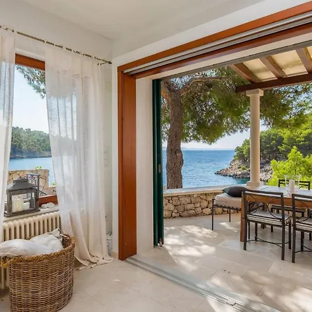 Al Mare * Milna (Brac)