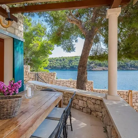 Al Mare * Milna (Brac)