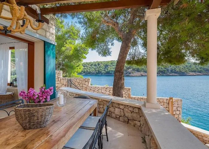 Al Mare * Milna (Brac)