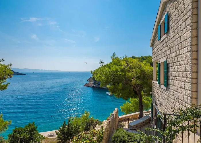 Al Mare Milna (Brac)